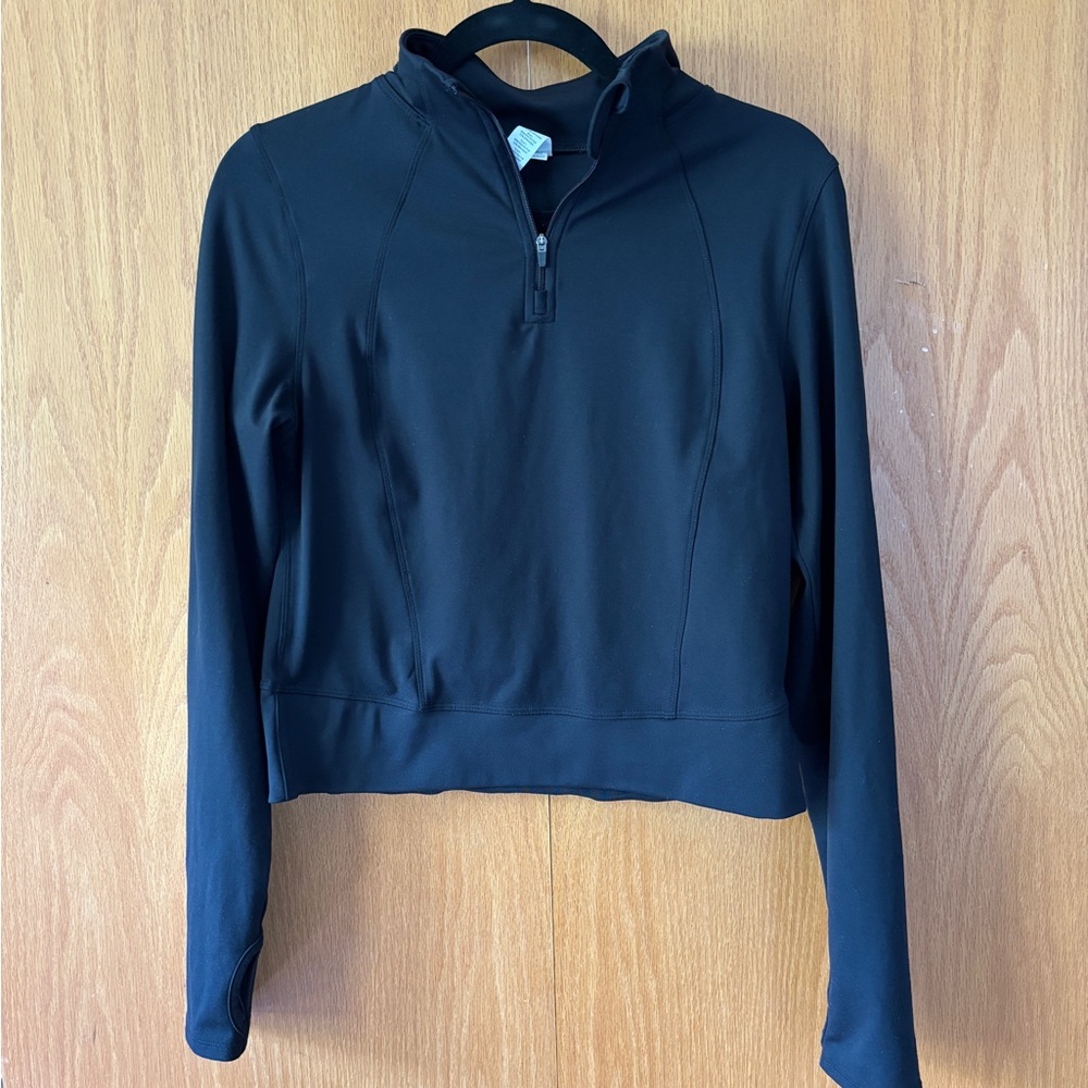 Yogalicious Black Fitted Zippered Long Sleeve Crop Top